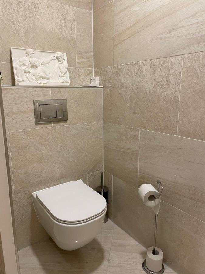 Harfa 30 Apartament